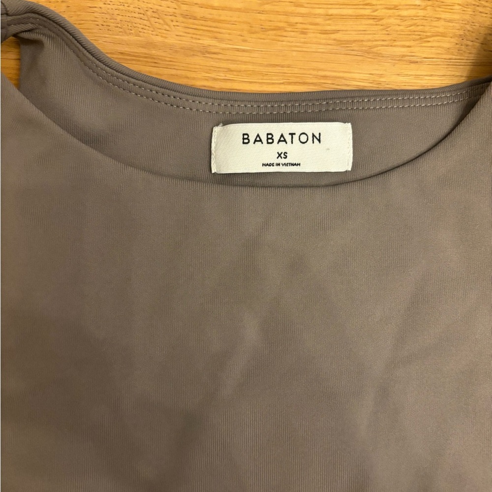 Aritzia Babaton 90’s Contour Bodysuit Gray excellent condition! $48 - Picture 4 of 4